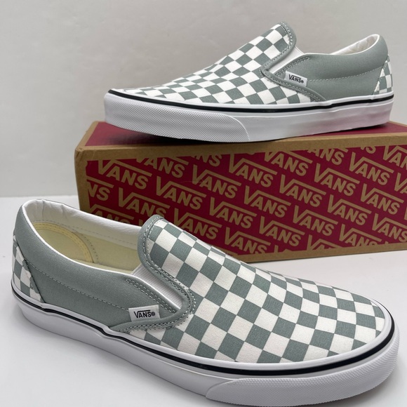 Vans WMN Classic Slip-On
Color Theory Checkerboard Pure Grey
VN000D5PEPO Sneaker - Picture 12 of 16